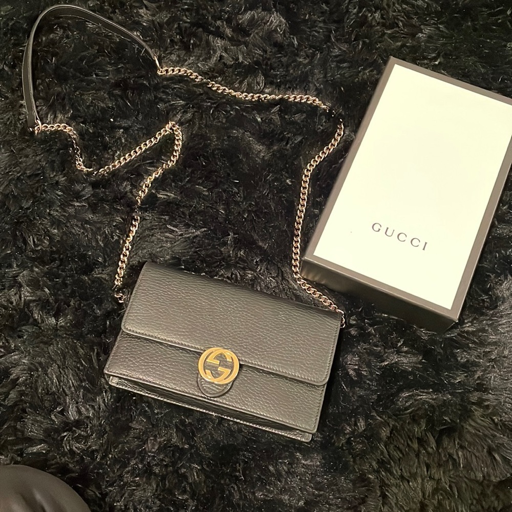 Gucci wallet purse crossbody. - Picture 1 of 6